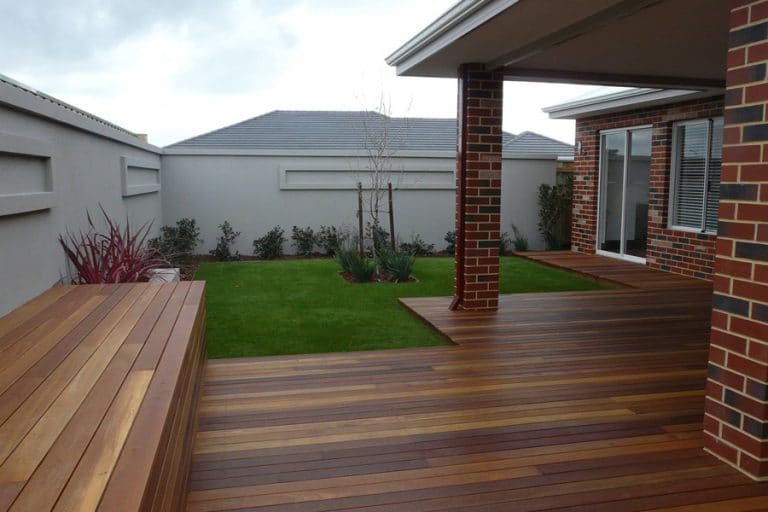 Garden Designs And Landscaping Instagardens Landsdale Decking